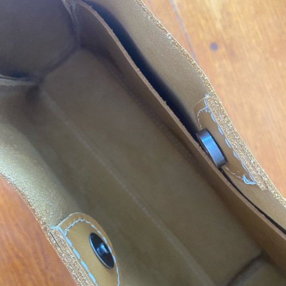 Portland Leather Verona in Mango - Picture 3 of 3